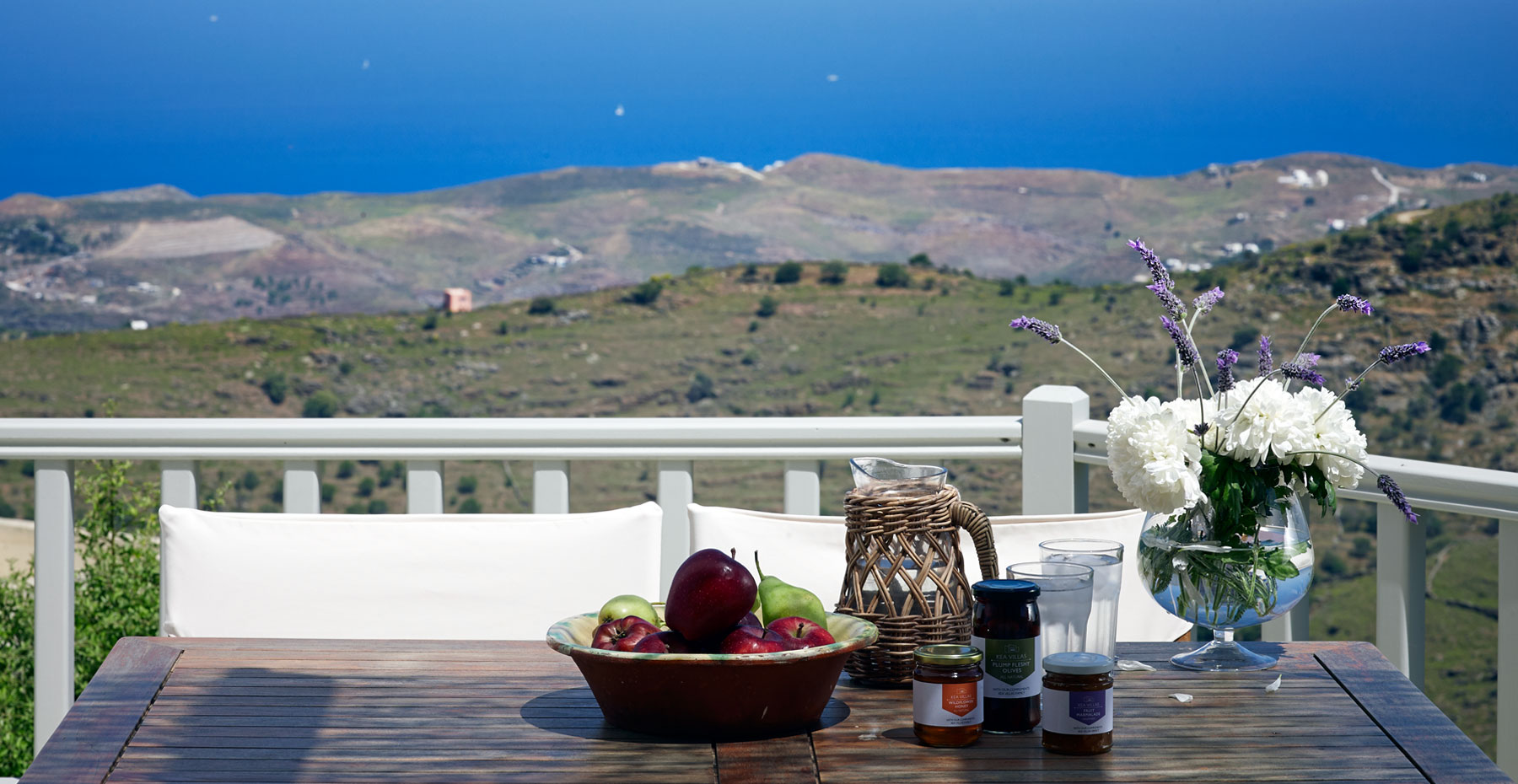 Villas in Kea